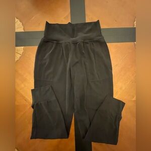 Athleta Black Salutation Jogger